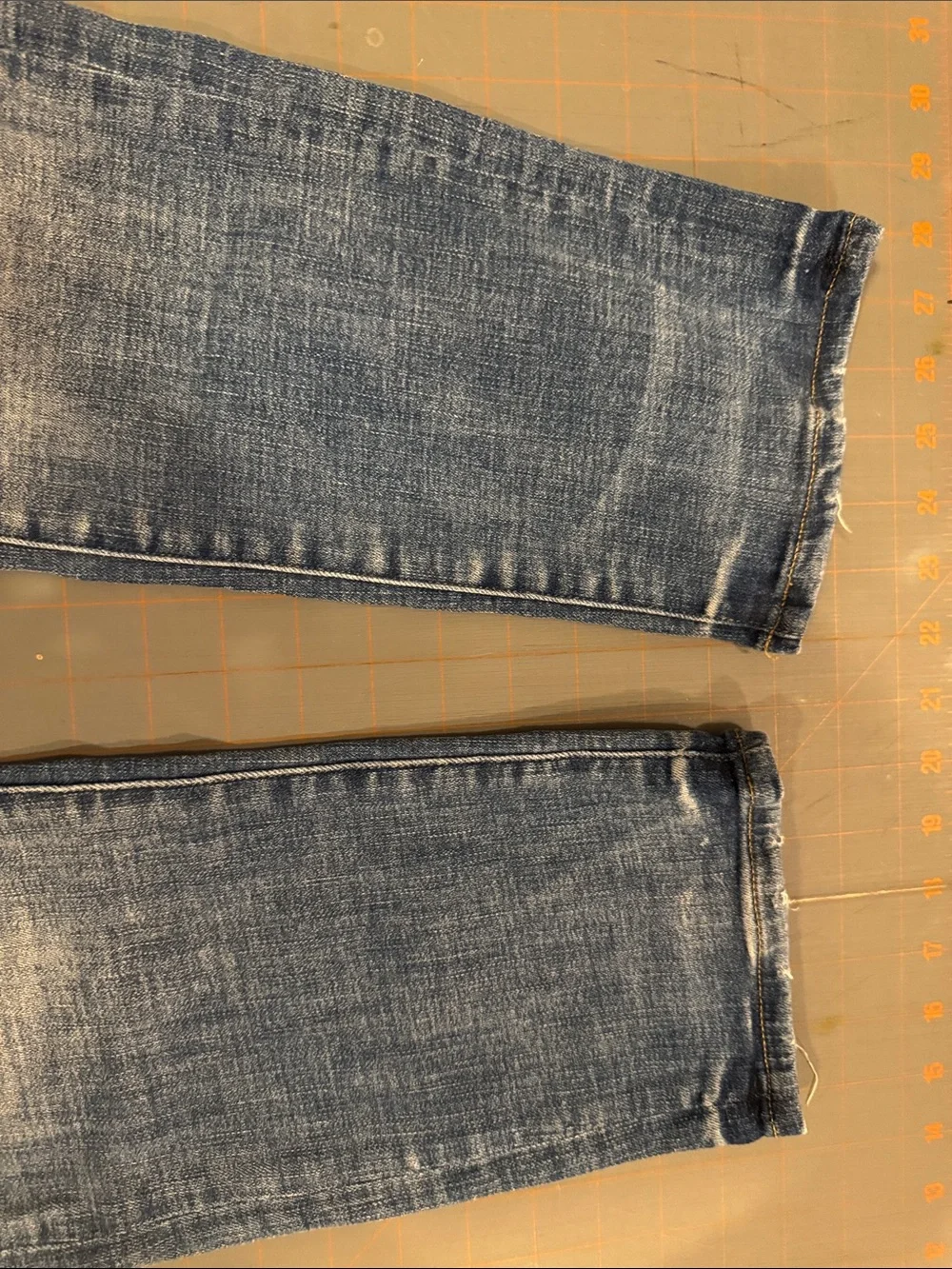 American Eagle Outfitters slim straight